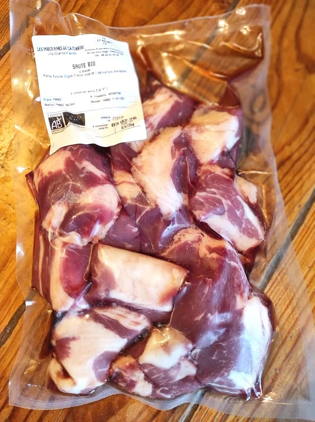 Sauté - Vins Rouges Harmonieux place pour Chaque Occasion