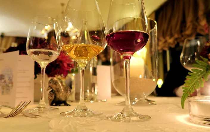 DEGUSTATION « PRESTIGE » - Ans Vins Rouges Harmonieux pour Chaque Occasion