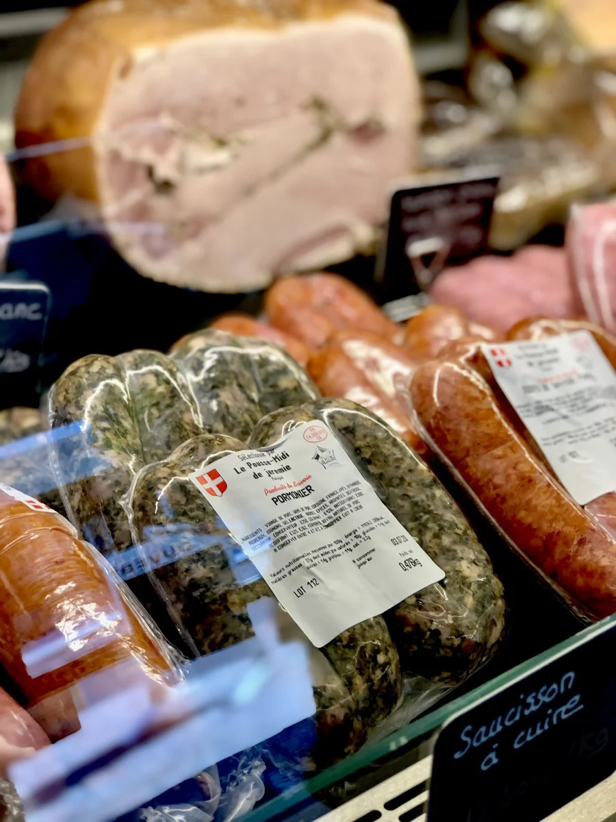 Saucisse Pormonier ･ 500g ･ Paquet de 4 - Vins Rouges Harmonieux pour Chaque Occasion