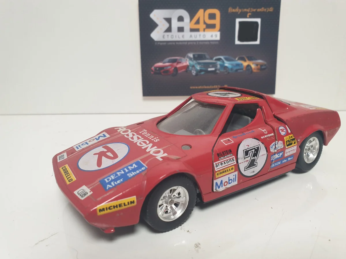 Lancia Stratos - Vins Rouges Harmonieux Vins pour Chaque Occasion
