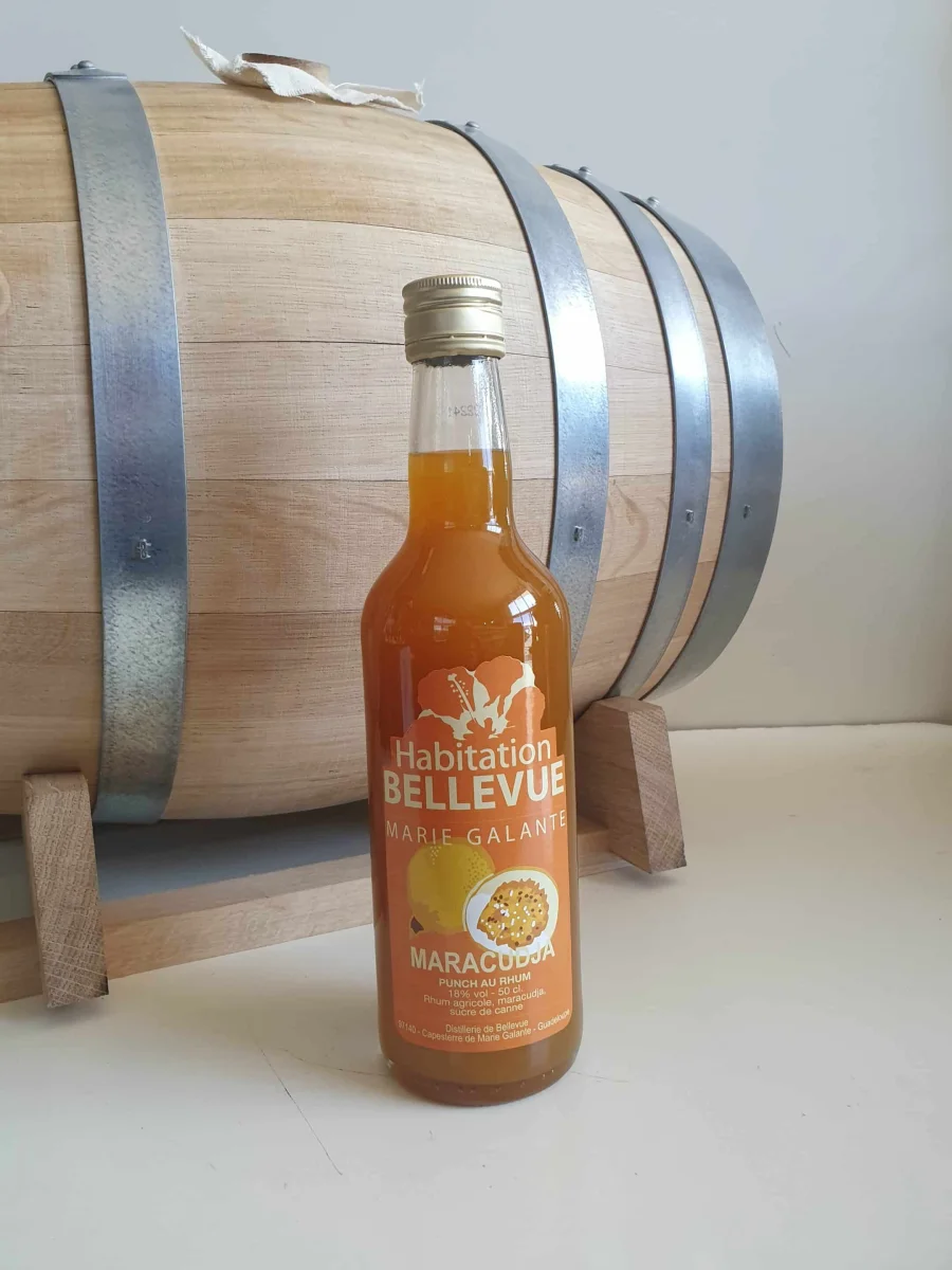 PUNCH MARACUDJA 50 CL 18° HABITATION BELLEVUE - Vins Rouges Harmonieux pour Chaque Occasion Nos Spiritueux - Maison Villevert