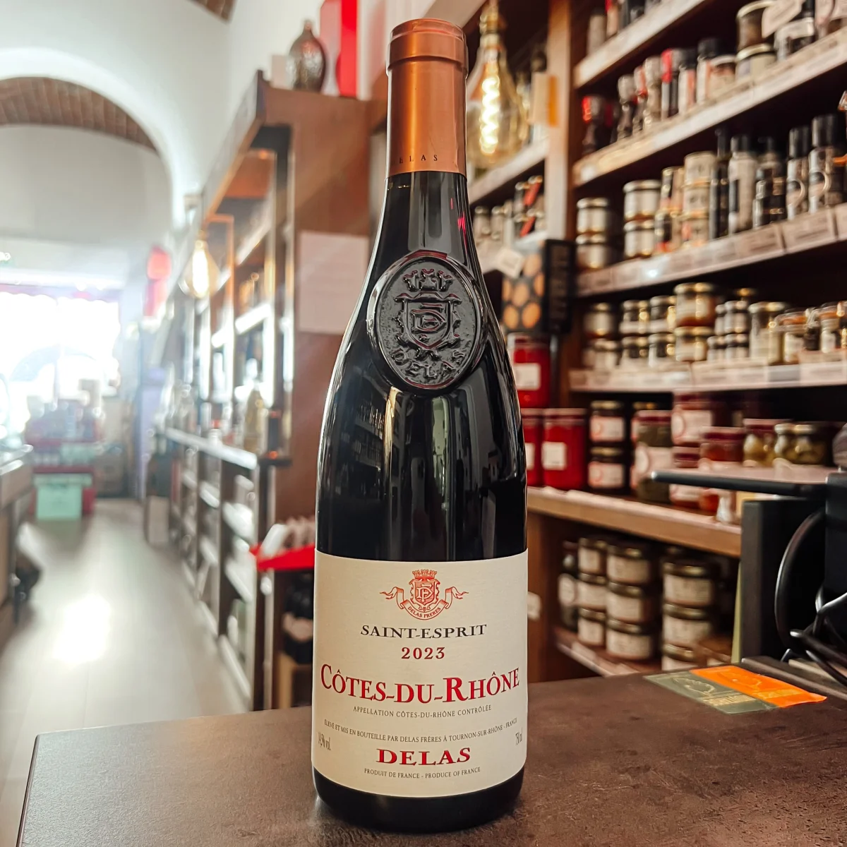 Côtes du Rhône rouge Saint Esprit - Édition Limitée – L’Art de la Table Française en Promotion ! Arts & Gastronomie Rhône-Alpes Auvergne  (@ArtsetGastronomieRhoneAlpesAuvergne) • Facebook