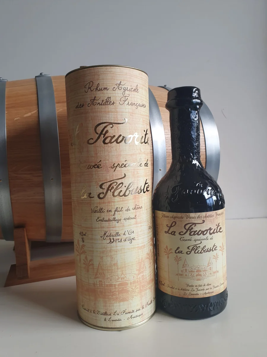 RHUM VIEUX LA FAVORITE 70 CL 40° LA FLIBUSTE MILLESIME 1997 - Vins Rouges Harmonieux pour Chaque Occasion LA FAVORITE LA Flibuste Rhum agricole Cuvée spéciale 1992 70 cl 40% n°06946  EUR 362,03 - PicClick FR